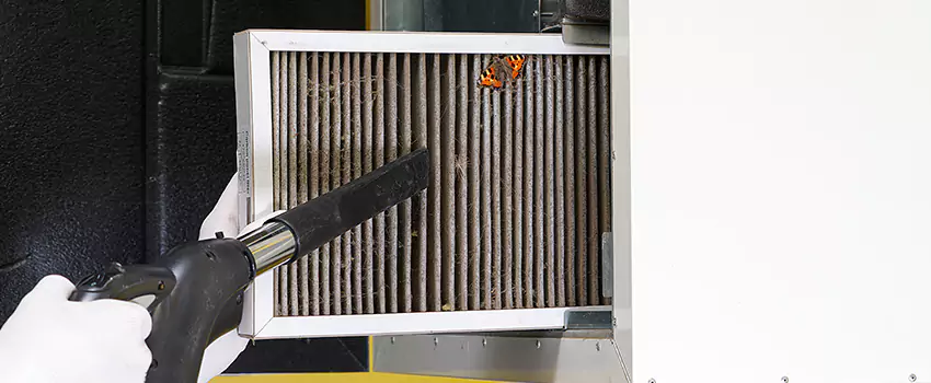 Clogged Air Duct Cleaning Process in Lincoln Park, MI